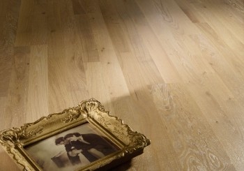 Паркетная доска Karelia (Карелия) Dawn Дуб Stonewashed Ivory R арт. 1011111062626111 Паркетная доска Karelia (Карелия) Dawn Дуб Stonewashed Ivory R арт. 1011111062626111