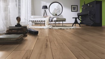 Ламинат Kronotex (Кронотекс) Exquisit Орех Валлис арт. D4697 Ламинат Kronotex (Кронотекс) Exquisit Орех Валлис арт. D4697