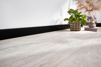 Плинтус Arbiton Tore 80 Monocolor чёрный (RAL 9011) 2200х76х14мм арт. TORE 80 BLACK Плинтус Arbiton Tore 80 Monocolor чёрный (RAL 9011) 2200х76х14мм арт. TORE 80 BLACK