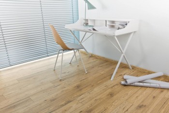 ������� Kaindl (������)  Masterfloor Standart 8.32 Hickory Kansas ���. 34077 AV